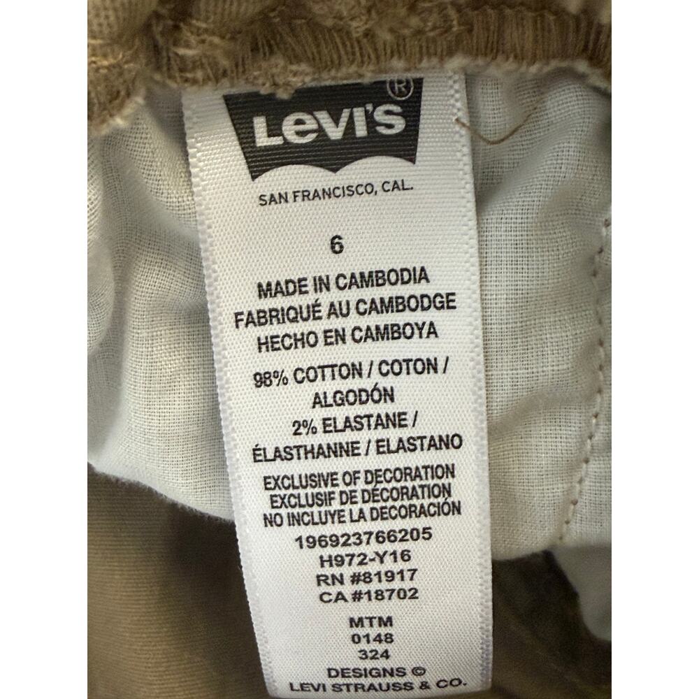Levi's Boys Size 6 Khaki Cargo Pants Elastic Waist Cargo Pockets - Picture 4 of 5